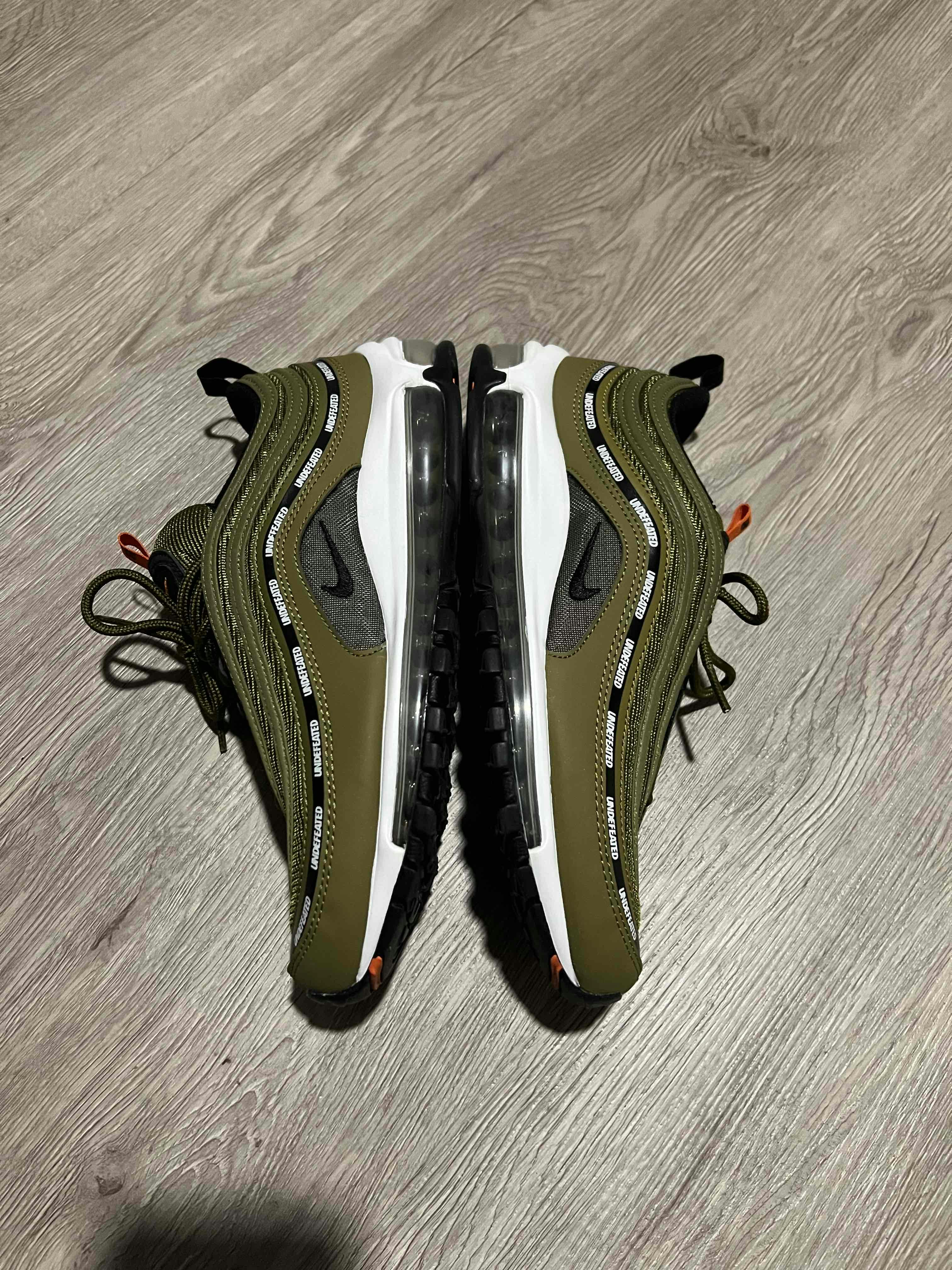 UNDEFEATED x Nike Air Max 97 'Militia Green' DC4830-300