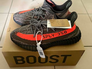 adidas Yeezy Boost 350 V2 'Carbon Beluga' HQ7045