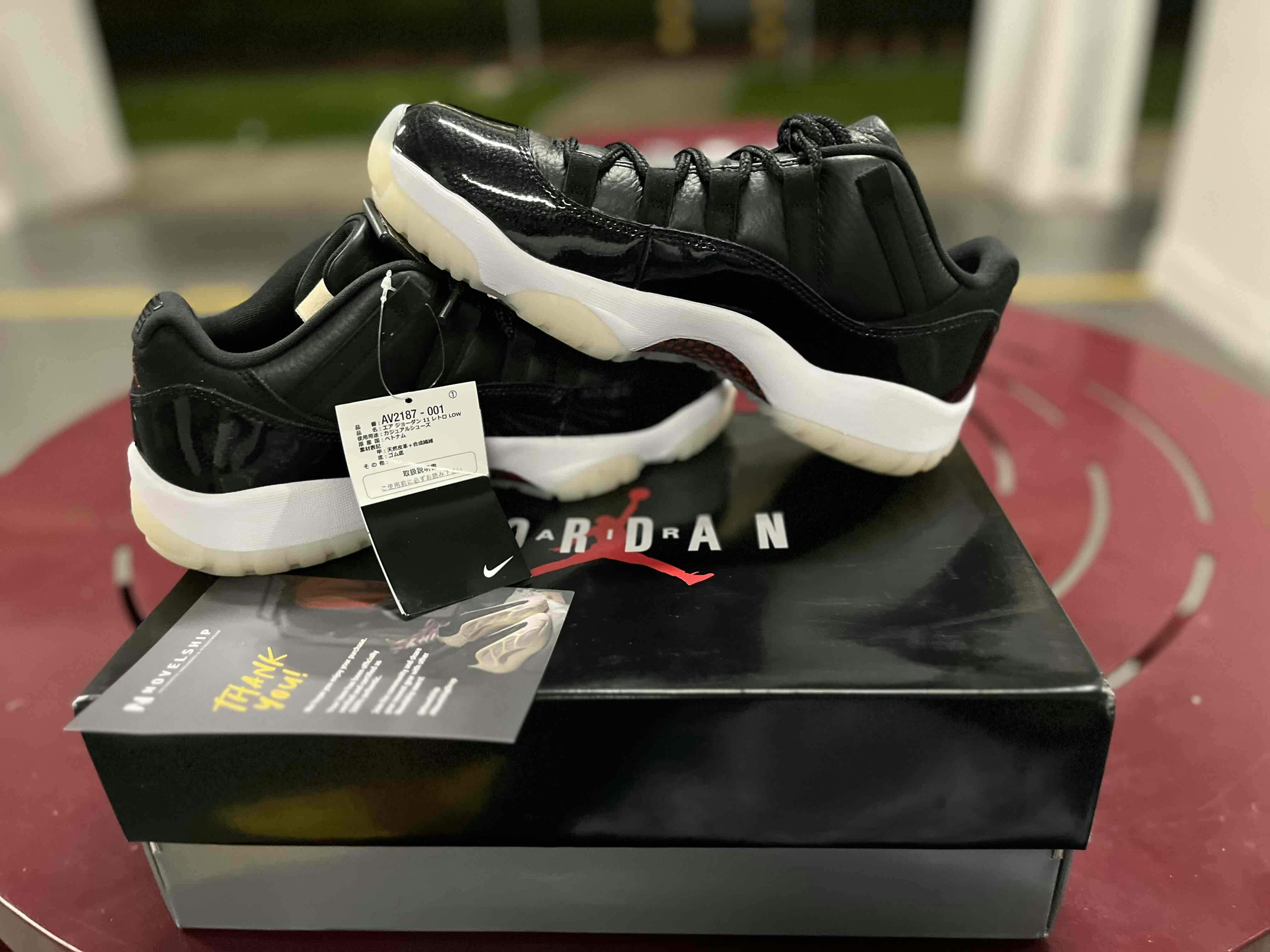 Air Jordan 11 Retro Low '72-10' AV2187-001