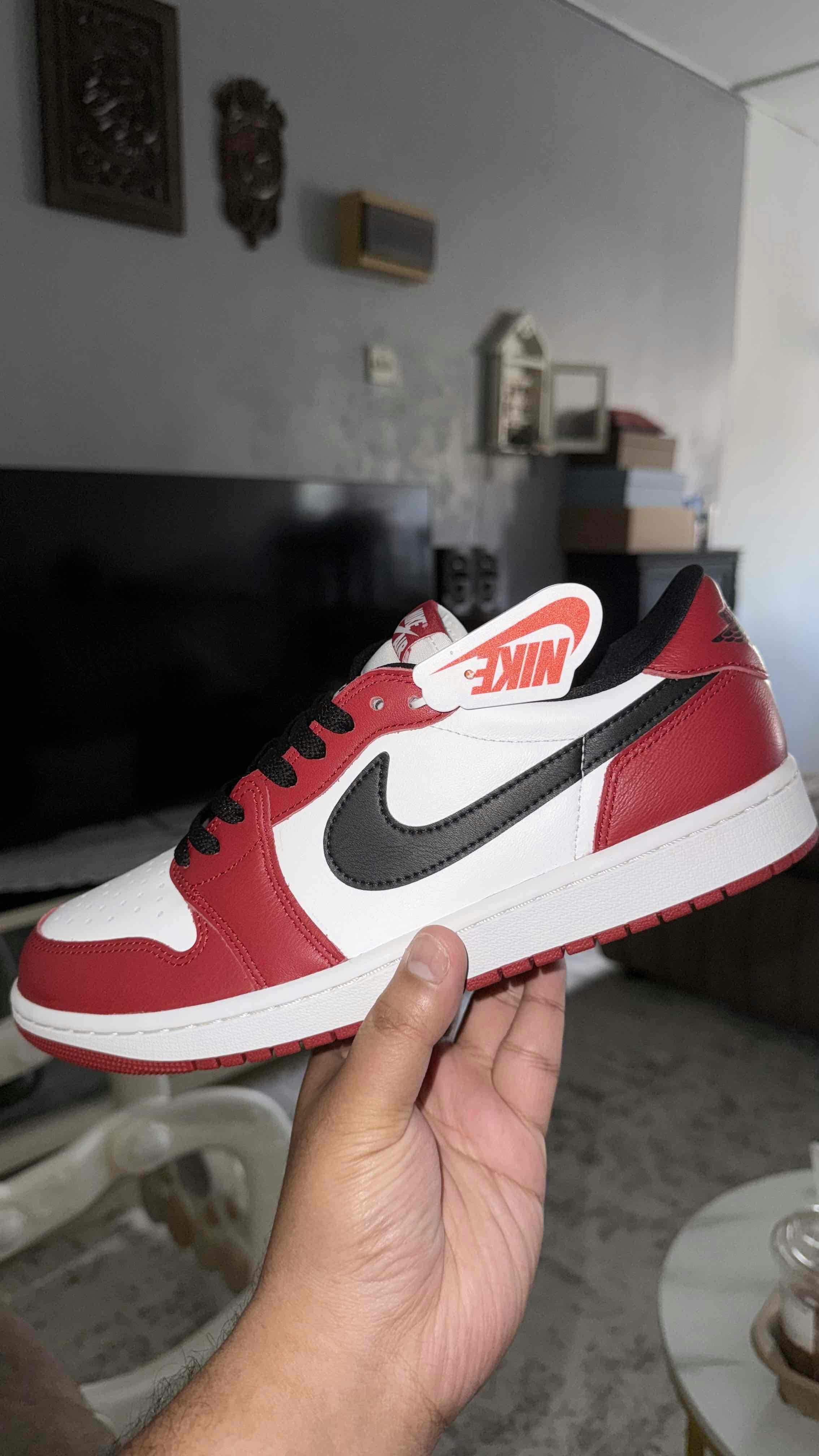 Air Jordan 1 Retro Low OG 2025 'Chicago' HQ6998-600