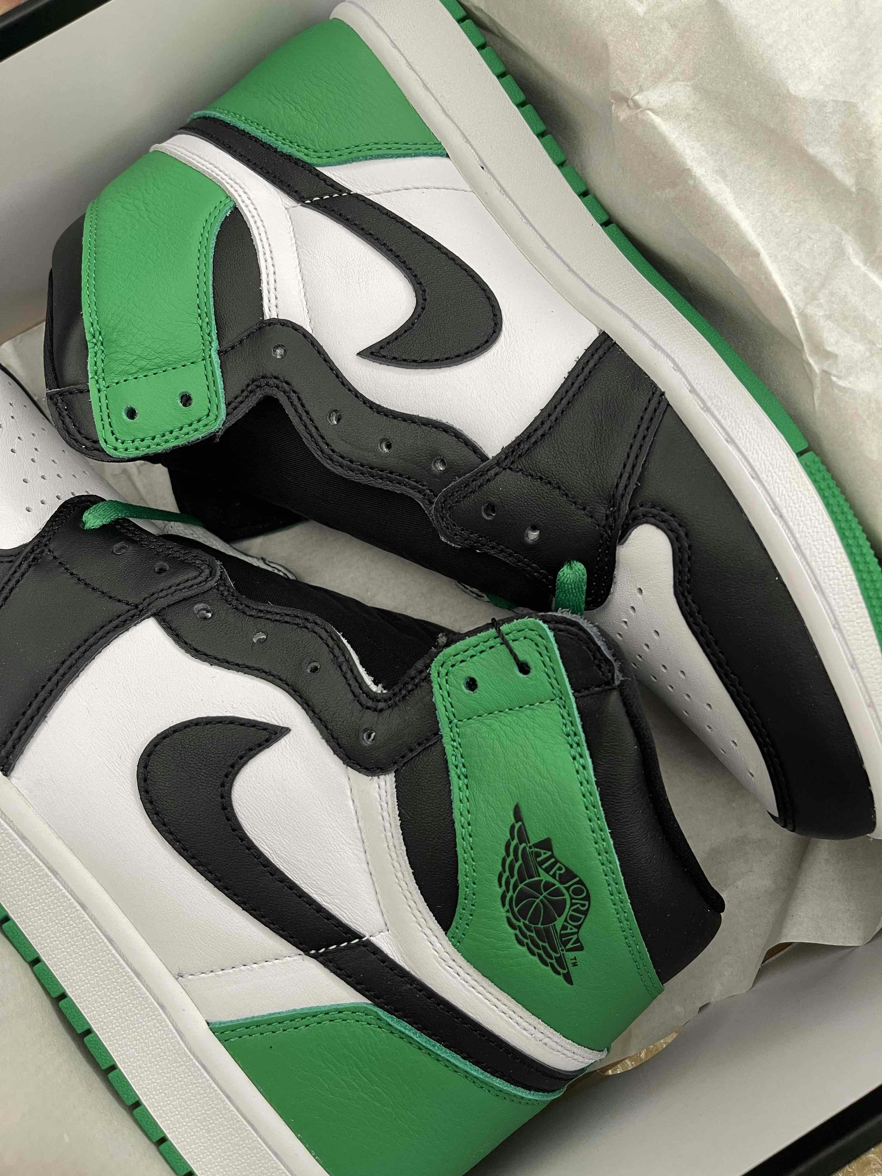 Air Jordan 1 High OG 'Lucky Green' DZ5485-031