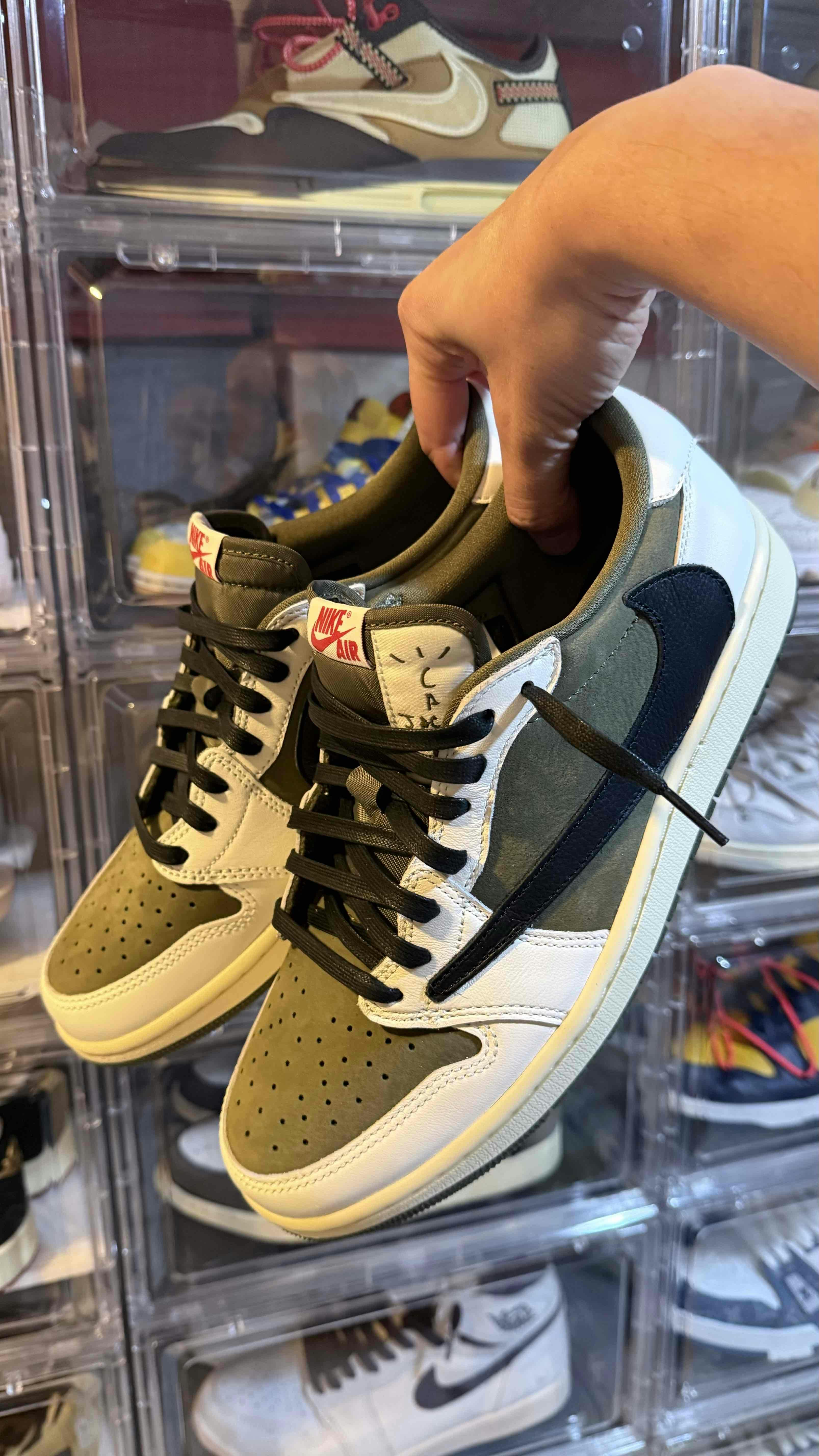 Travis Scott x Air Jordan Air 1 Low OG SP 'Olive' DM7866-200