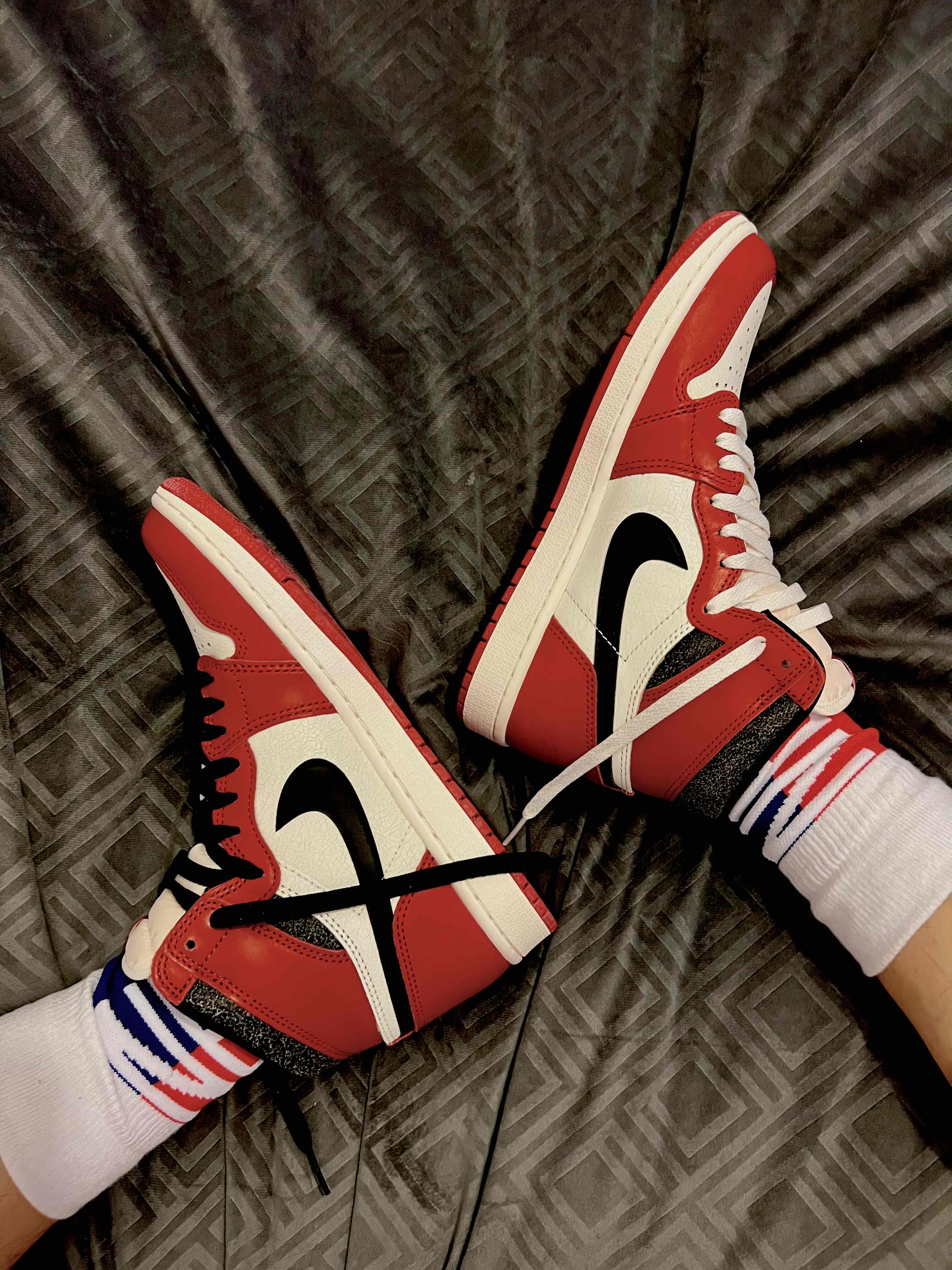 Air Jordan 1 Retro High OG 'Chicago Lost & Found' DZ5485-612 - DZ5485-612 - Novelship