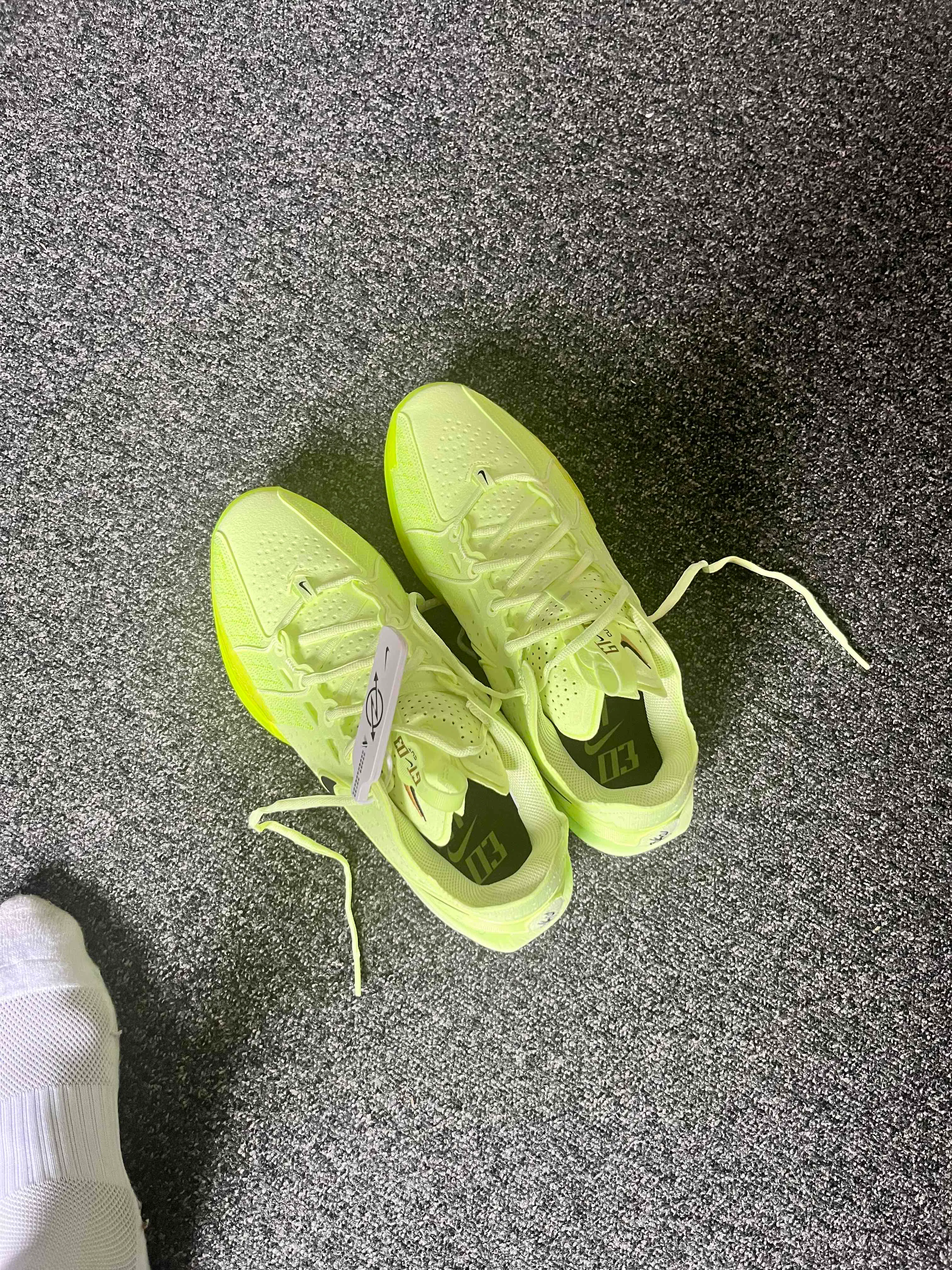 Nike G.T. Cut 3 EP 'Barry Bolt Bolt' DV2918-700