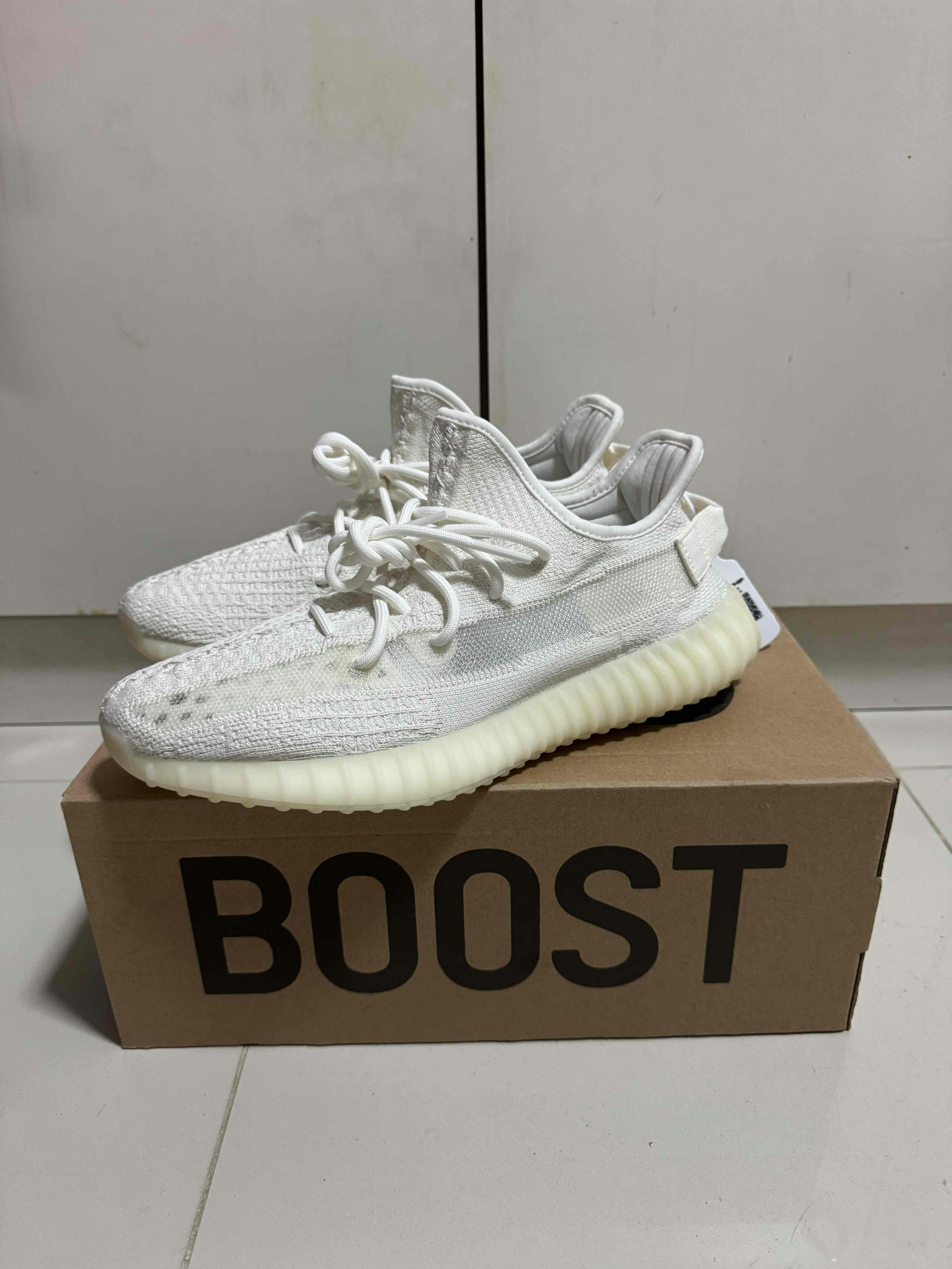 adidas Yeezy Boost 350 V2 'Bone' HQ6316 adidas Yeezy Boost 350 V2 'Bone' HQ6316