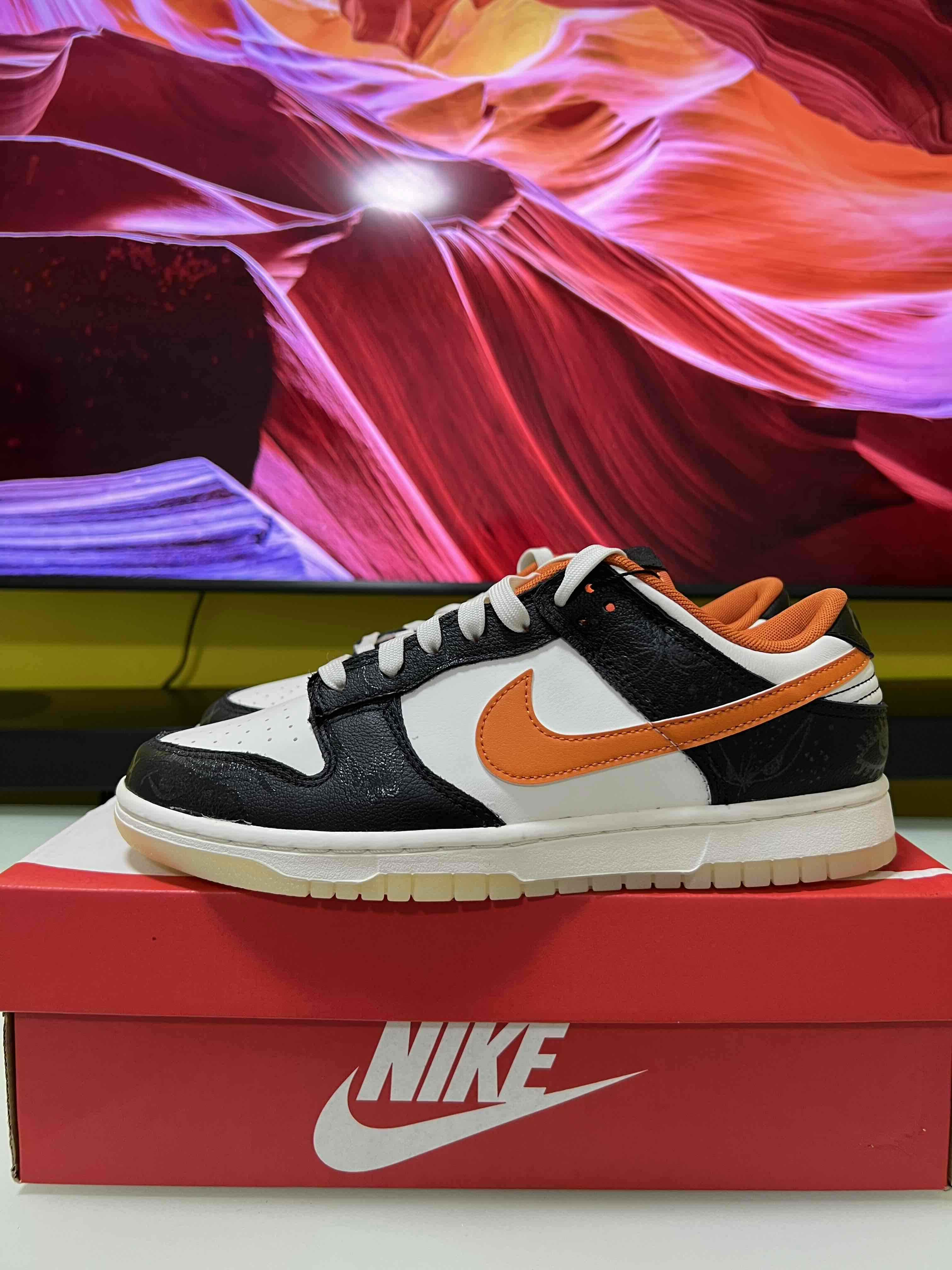 Nike Dunk Low 'Halloween' DD3357-100