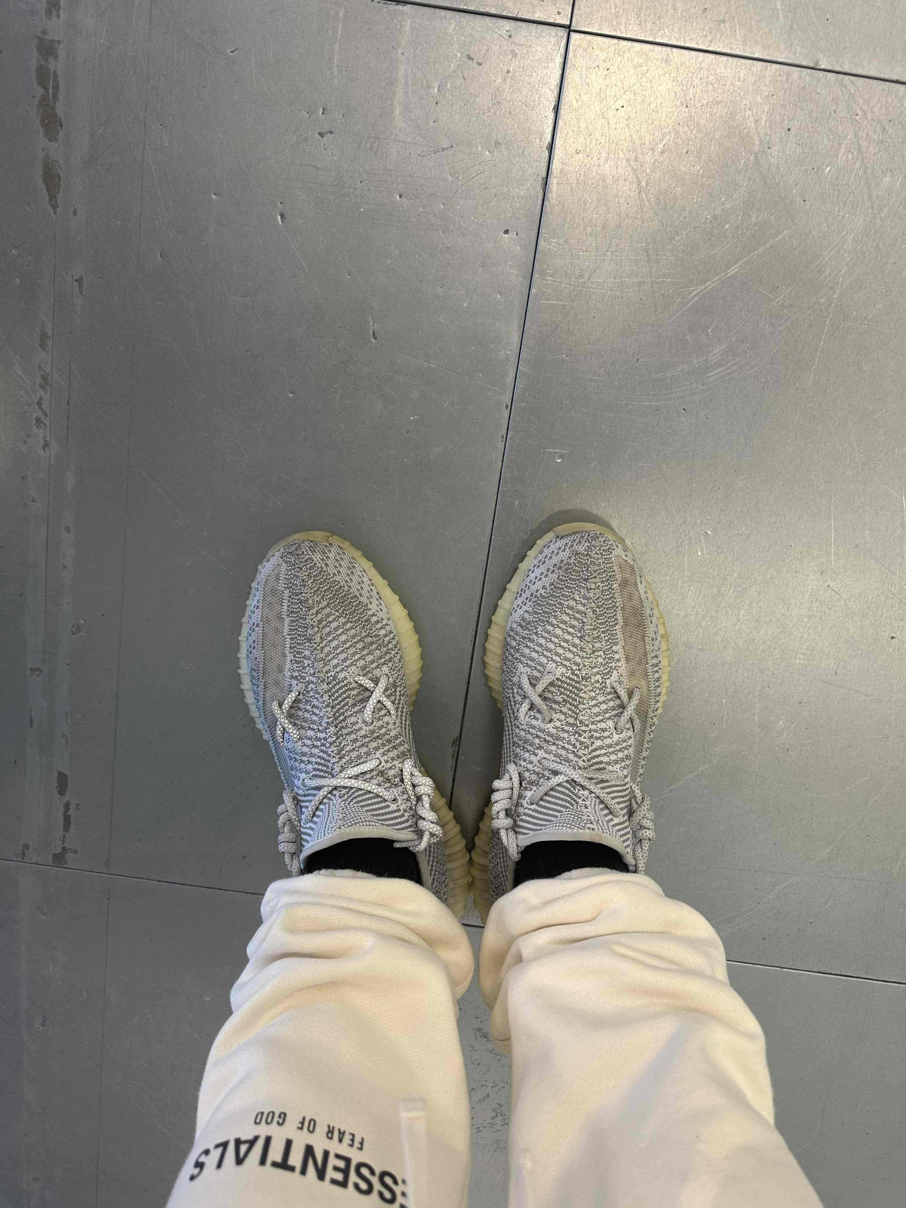 adidas Yeezy Boost 350 V2 'Bone' HQ6316