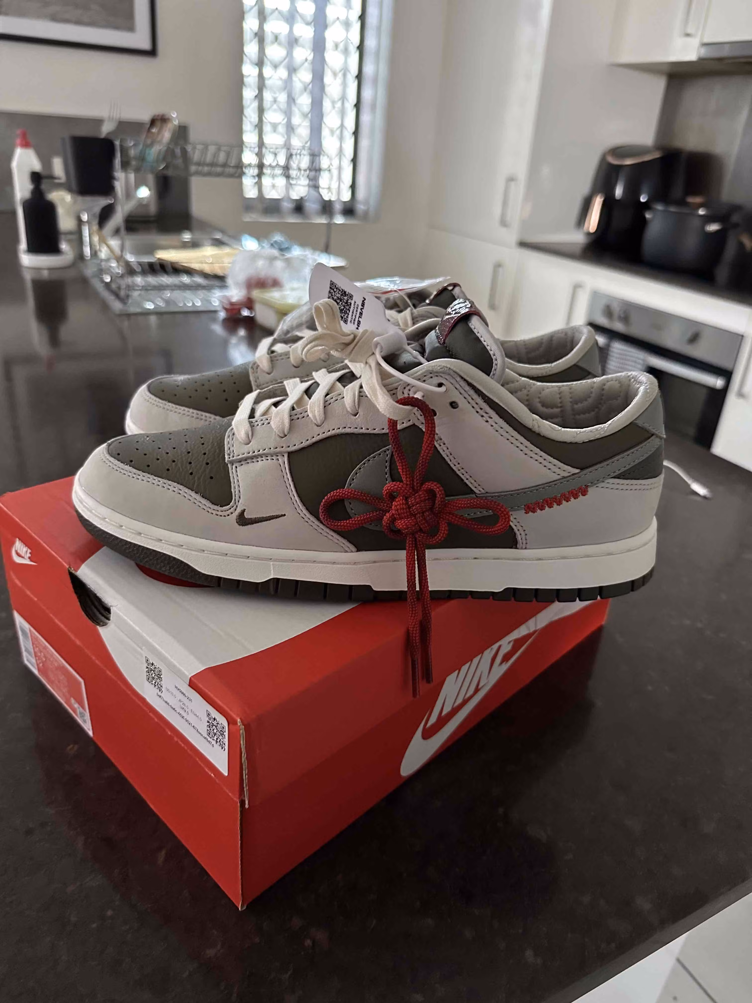 Nike Dunk Low 'Year of the Snake' HV5980-231