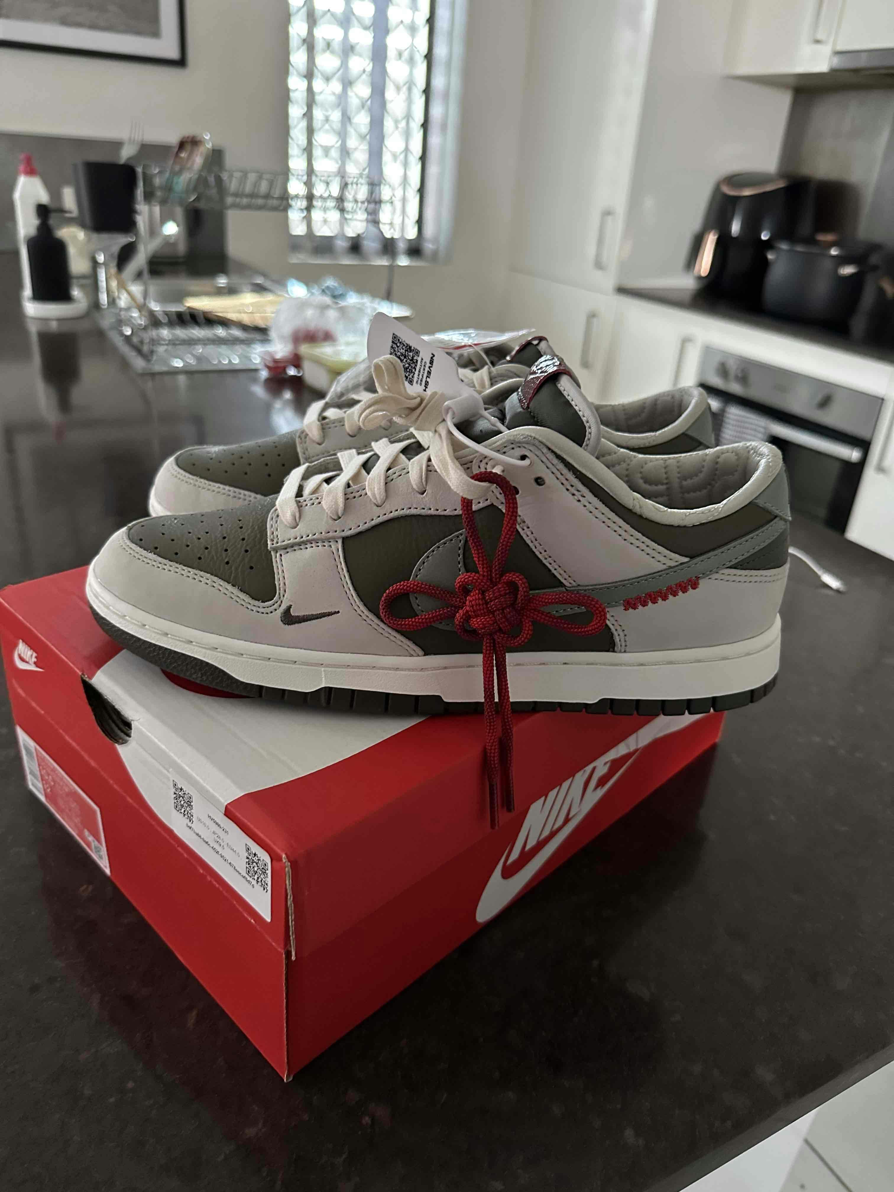 Nike Dunk Low 'Year of the Snake' HV5980-231