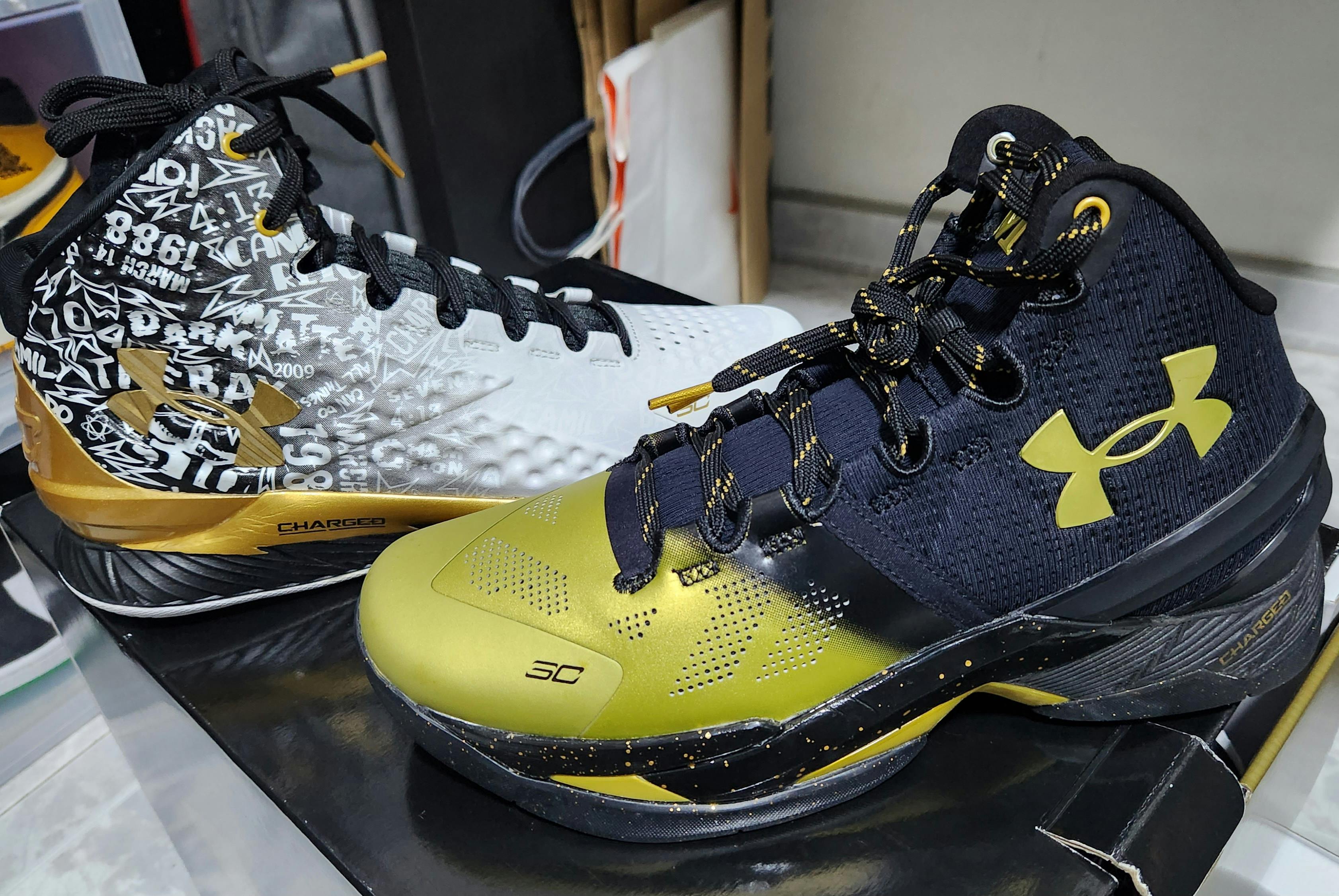 Under Armour Curry 2 MVP Back 2 Back 1300015-001