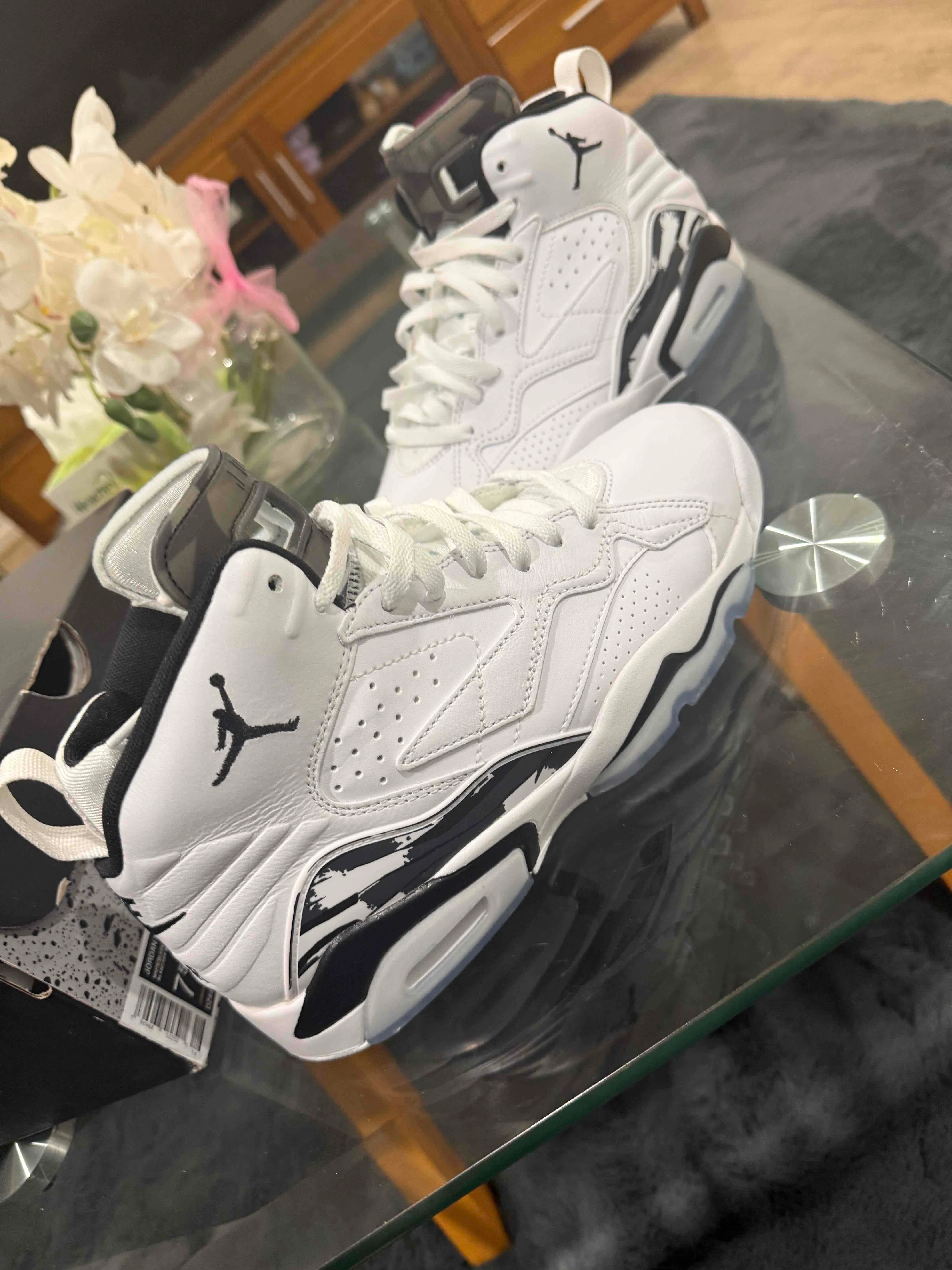 Air Jordan MVP 'White Black' DZ4475-100