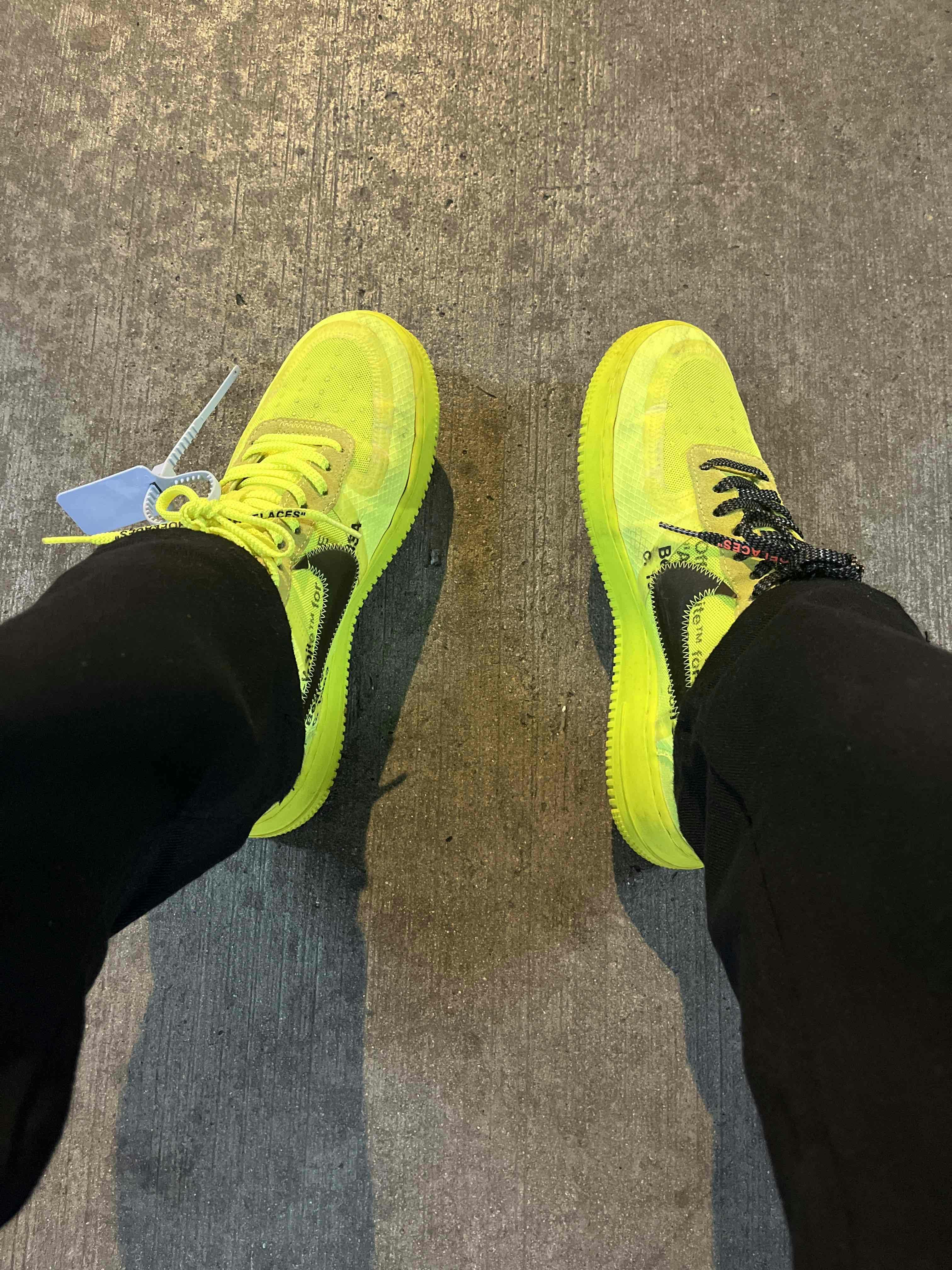 Off-White x Nike Air Force 1 Low 'Volt' [also worn by Jay Chou] AO4606-700