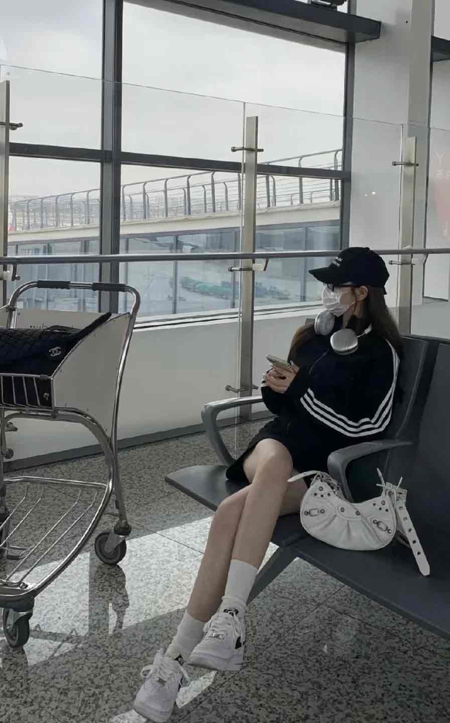 Nike Air Force 1 Low '40th Anniversary' DQ7658-100 Nike Air Force 1 Low '40th Anniversary' DQ7658-100