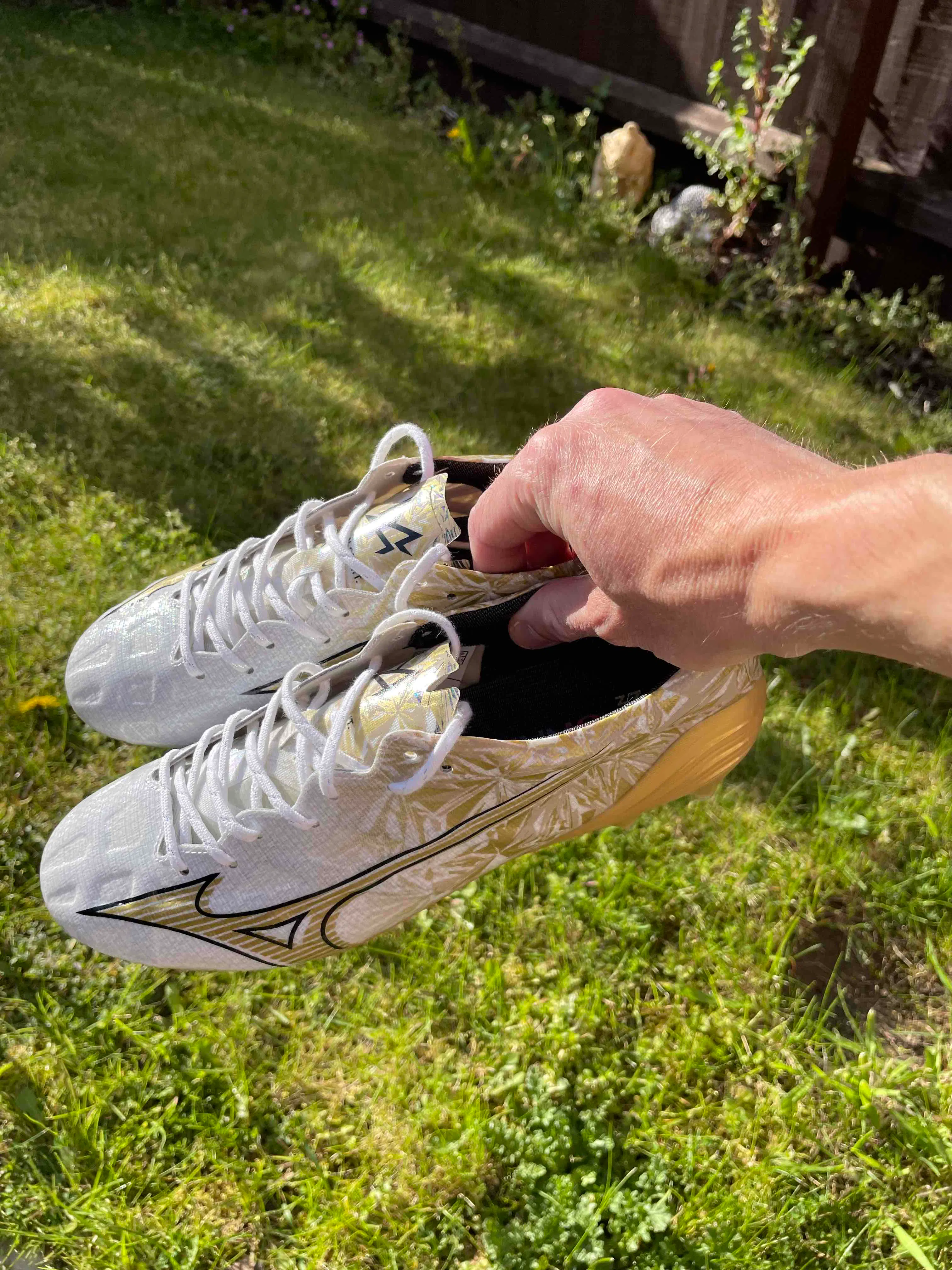 Mizuno Alpha Japan FG 'White Gold' P1GA246050