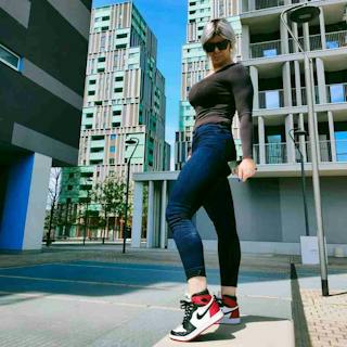 Air Jordan 1 Retro High OG 'Black Toe' 2016 555088-125