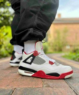Air Jordan 4 Retro OG 'Fire Red' 2020 DC7770-160 Air Jordan 4 Retro OG 'Fire Red' 2020 DC7770-160