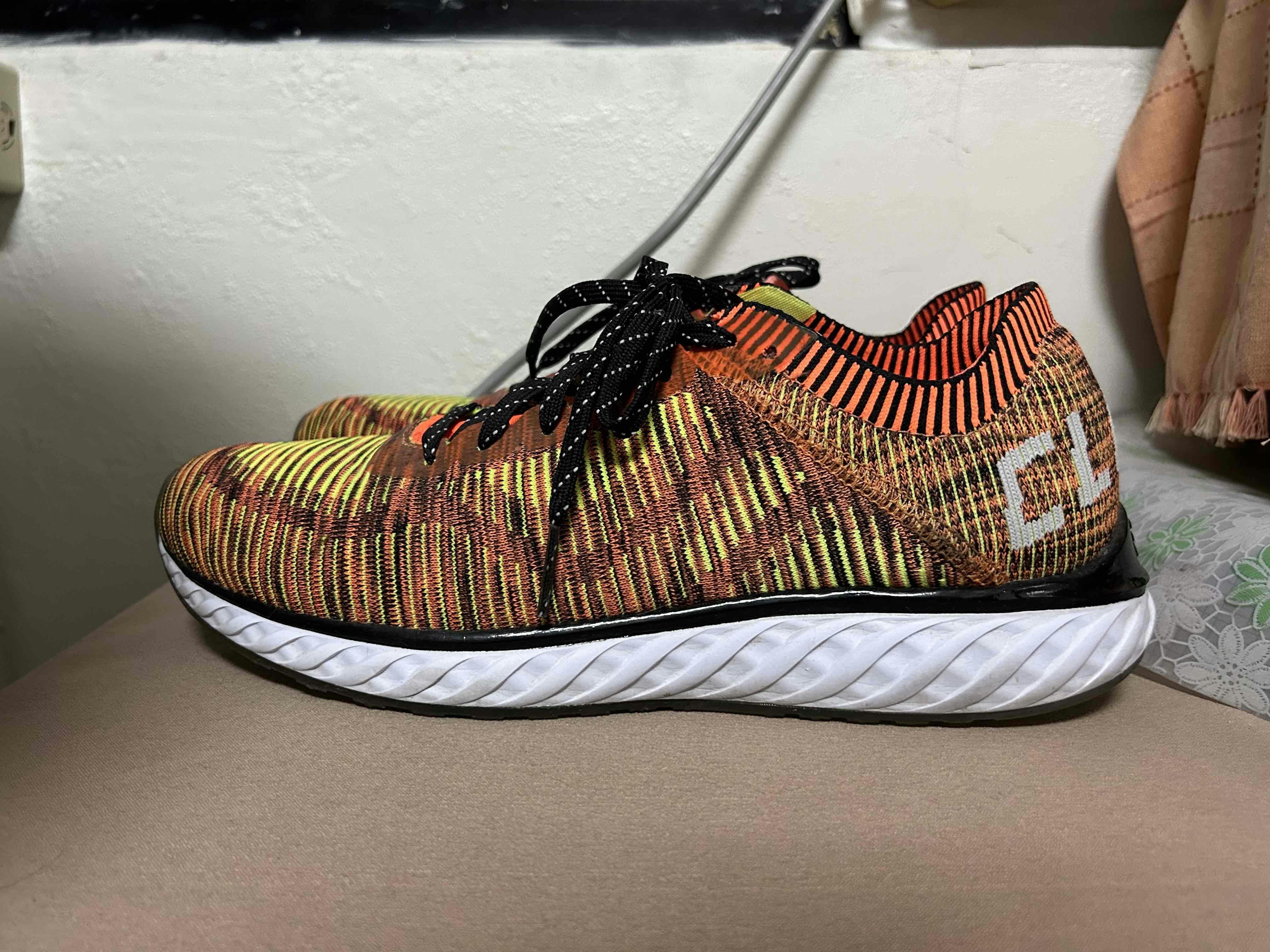 Li-Ning Cloud 4 'Orange Yellow' ARHM025-5