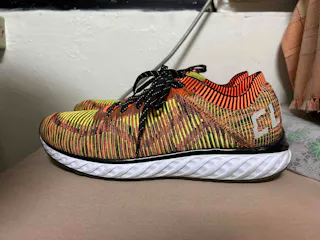 Li-Ning Cloud 4 'Orange Yellow' ARHM025-5