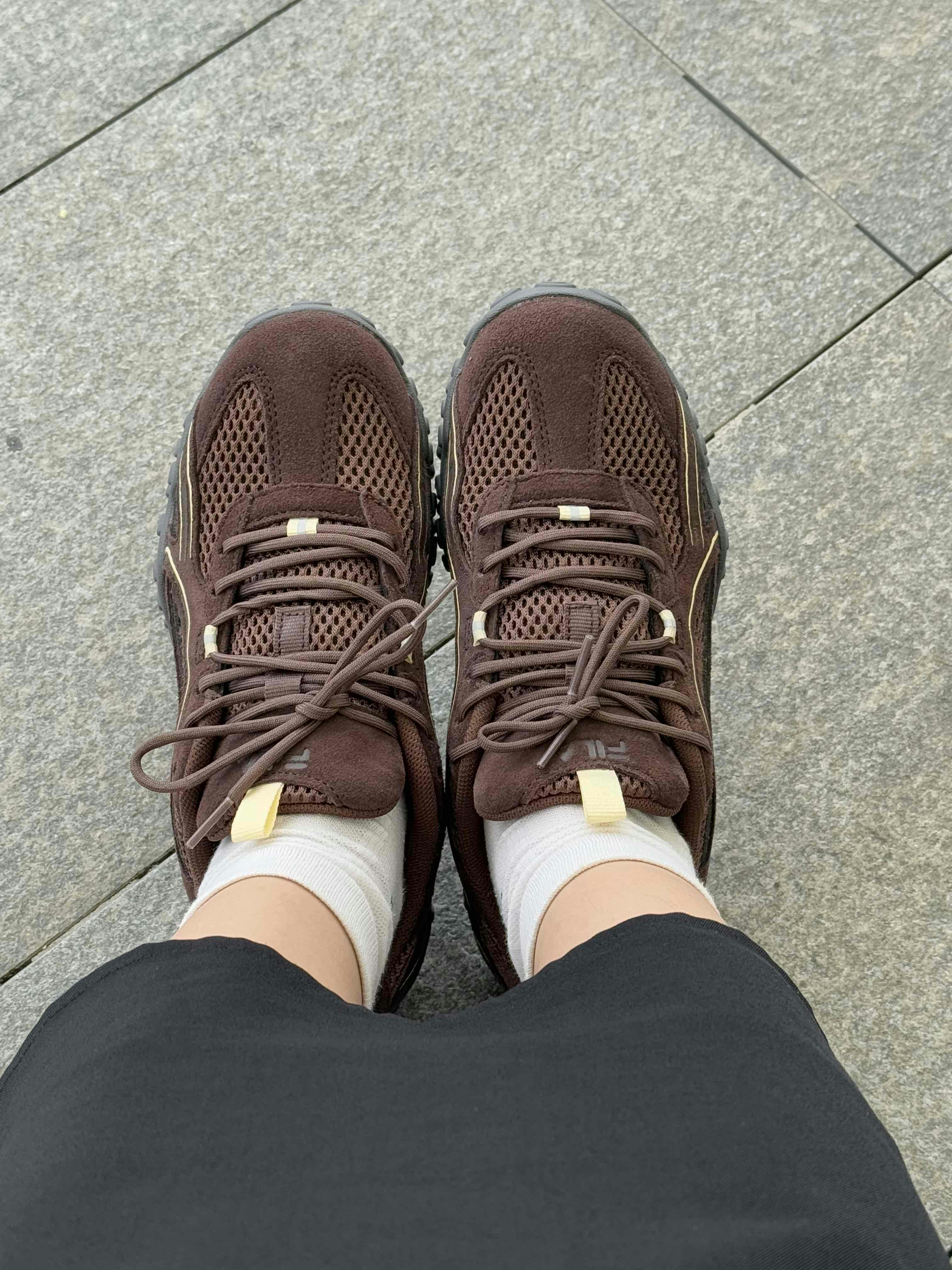(Women) Han So Hee Worn Fila Shoes Escaper Choco Brown/Brown/Brown 11001XM02361H200