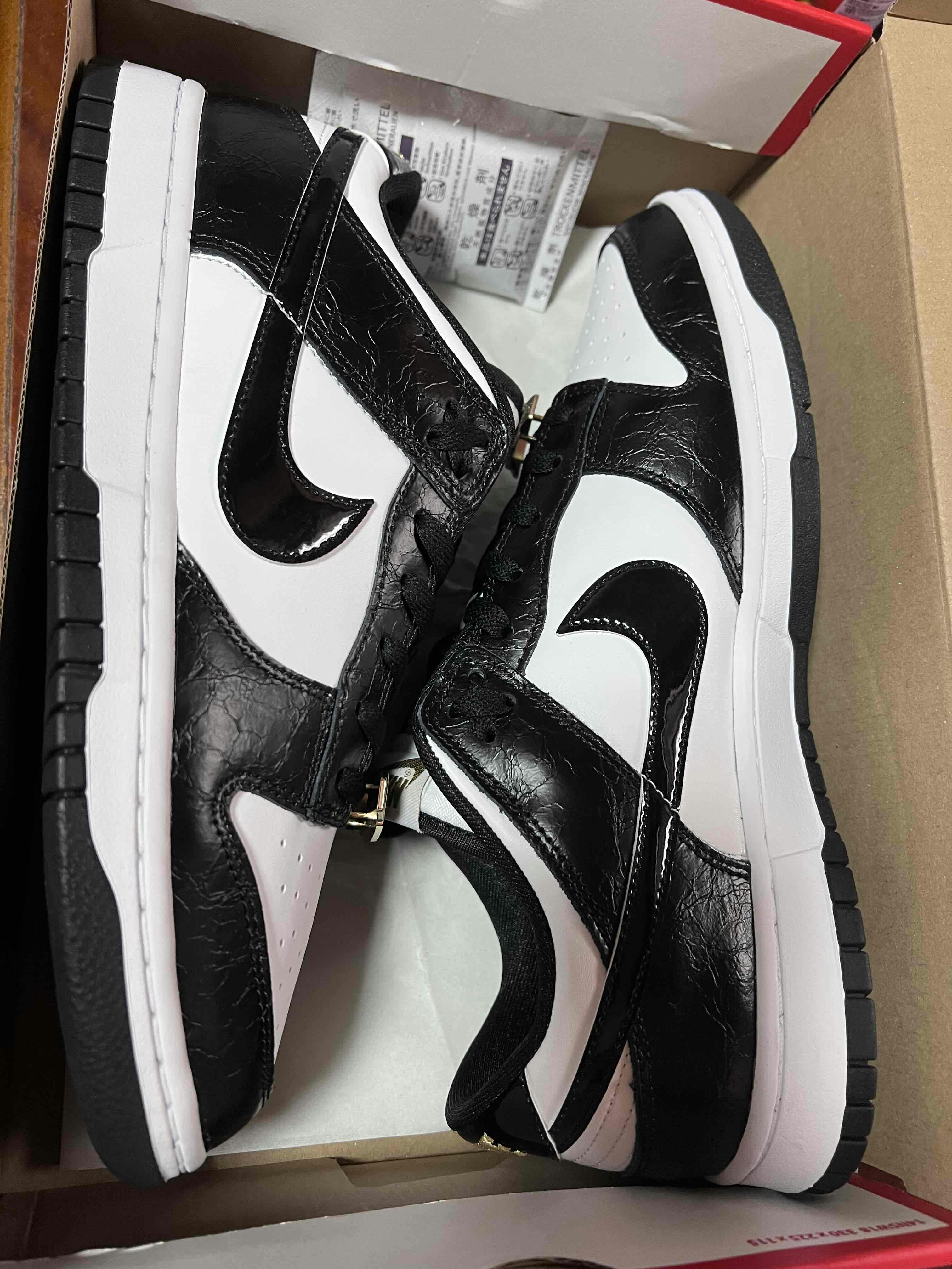 Nike Dunk Low 'World Champ' DR9511-100 Nike Dunk Low 'World Champ' DR9511-100