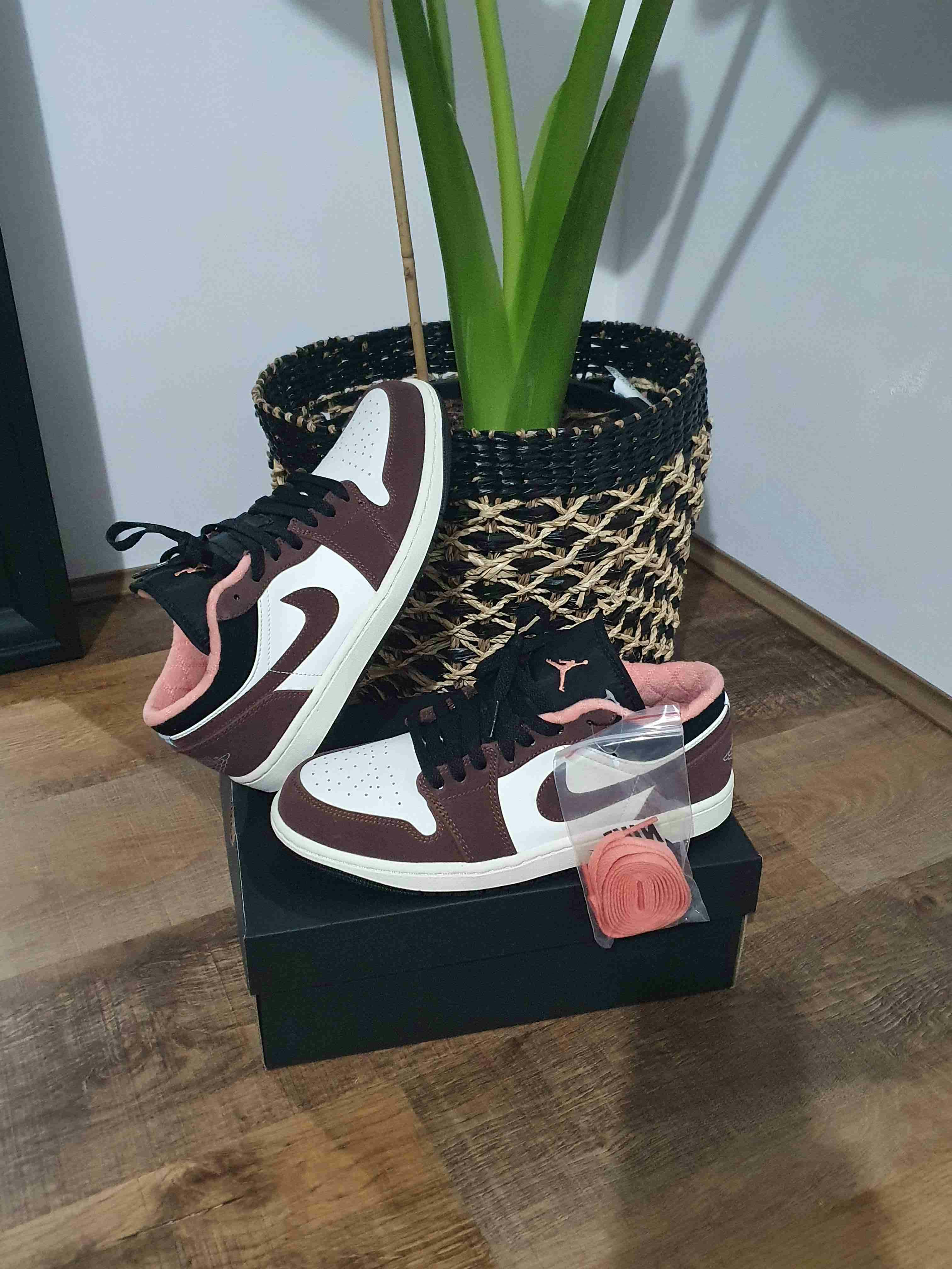 Air Jordan 1 Low 'Mocha' DC6991-200