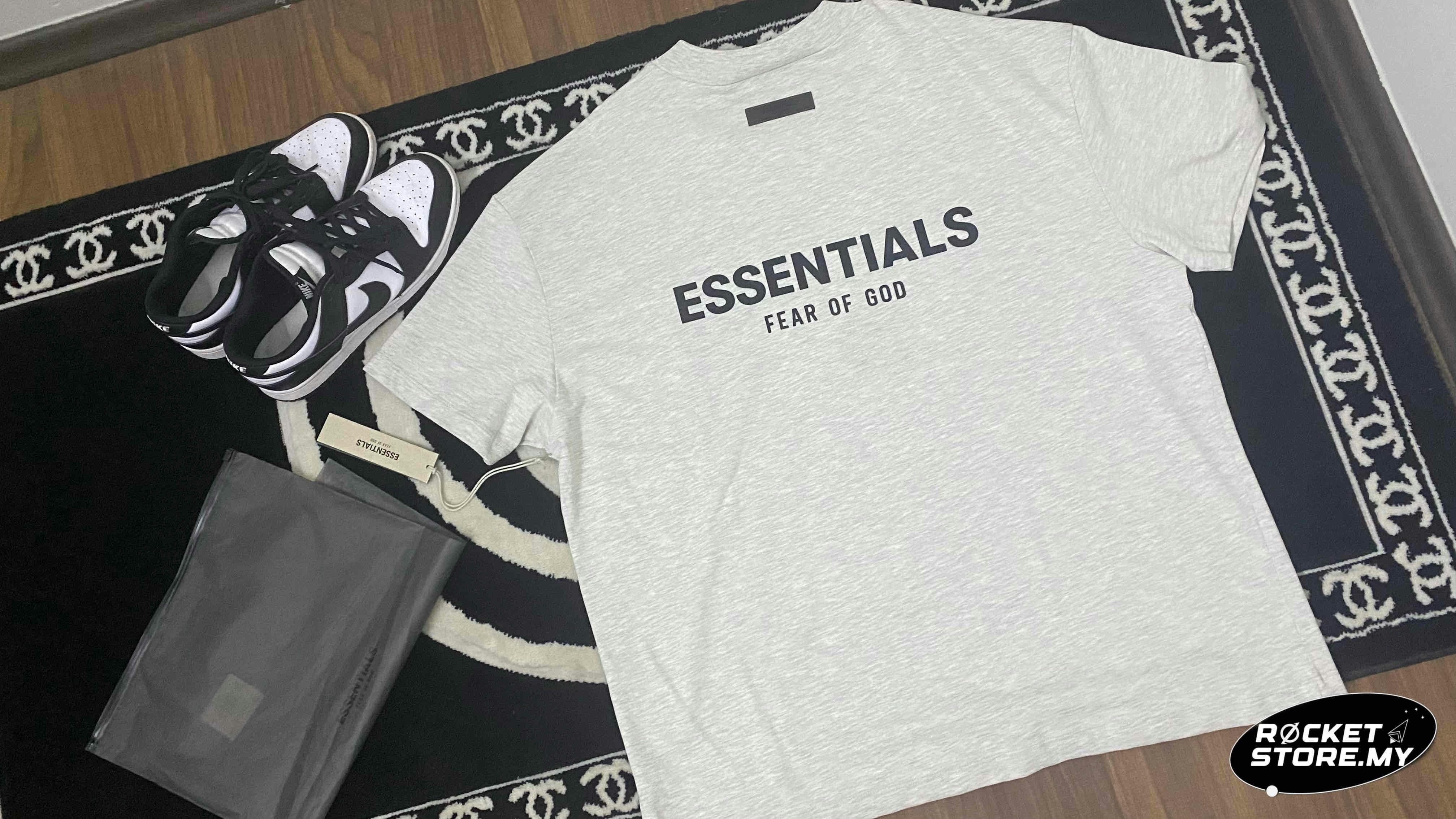 Fear of God Essentials T-shirt (SS22) Light Oatmeal