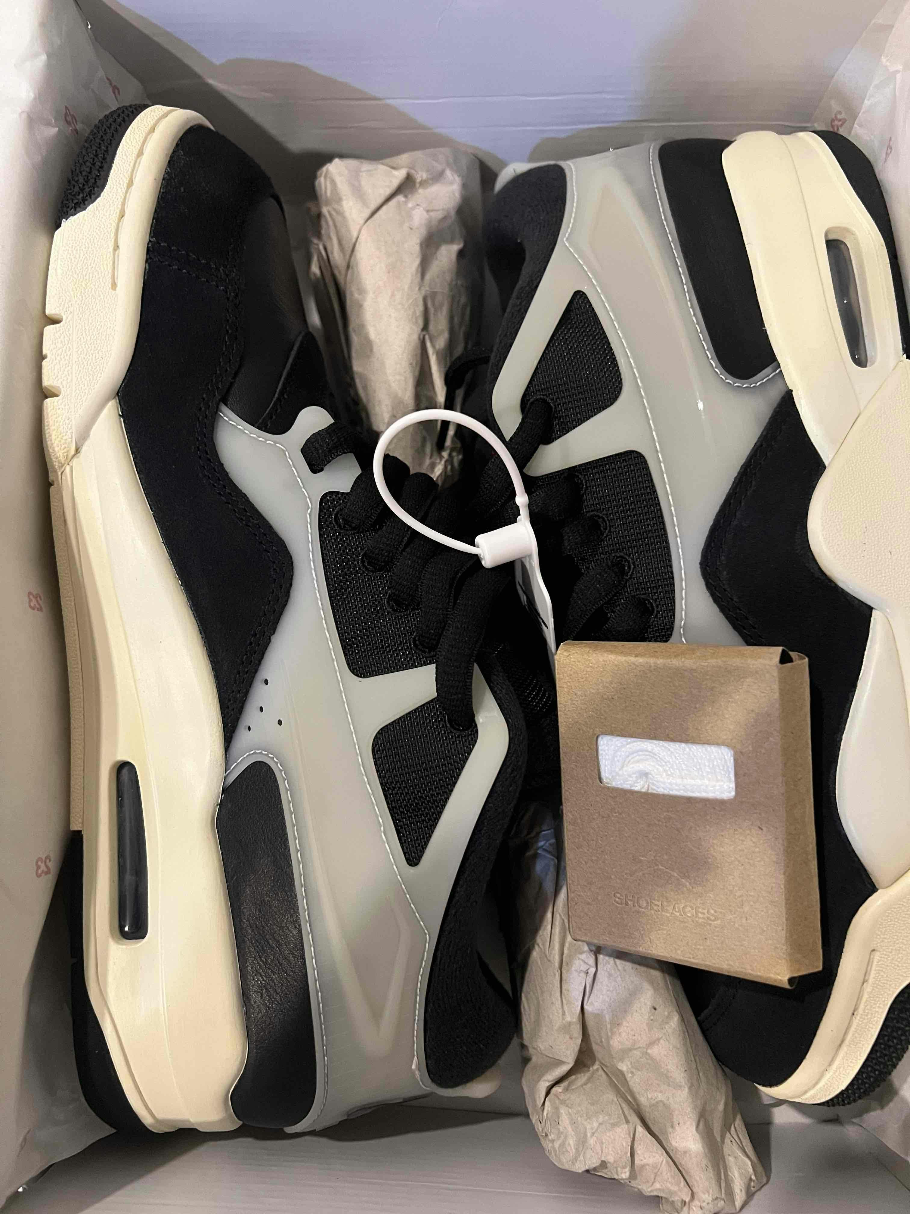 Air Jordan 4 RM 'Black Sail' FQ7939-006