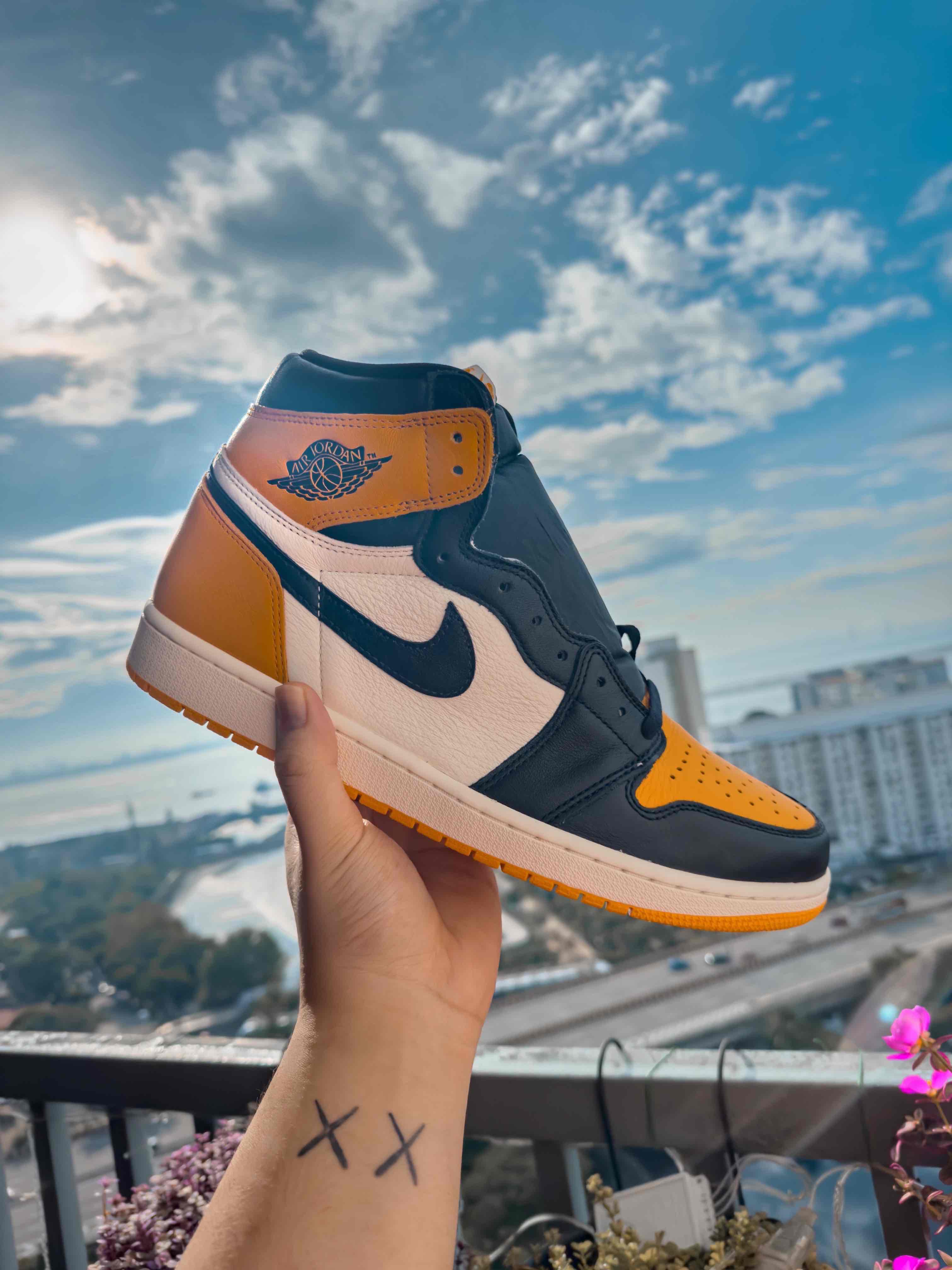 Air jordan 1 hot sale og yellow