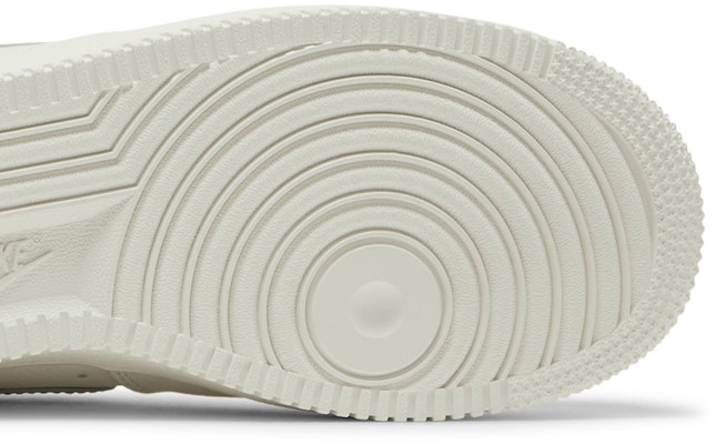 1017 ALYX 9SM x 耐克空军一号高帮运动鞋‘白狼灰’ CQ4018-104 Purchase 1017 ALYX 9SM x 耐克空军一号高帮运动鞋‘白狼灰’ CQ4018-104