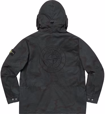 Supreme x Stone Island Riot Mask Camo Jacket Black Camo Lookbook Supreme x Stone Island Riot Mask Camo Jacket Black Camo