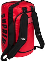 Supreme x The North Face Beg Duffle Logo Arc Base Camp Merah Order Supreme x The North Face Beg Duffle Logo Arc Base Camp Merah