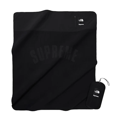 Supreme TNF Arc Logo Denali Fleece Blanket Black