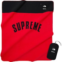 Supreme x The North Face Arc Logo Denali Fleece Blanket Red Supreme x The North Face Arc Logo Denali Fleece Blanket Red