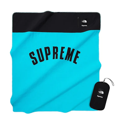 Supreme TNF Arc Logo Denali Fleece Blanket Teal