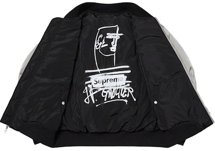 Supreme Jean Paul Gaultier Mochila Reversible MA-1 Plateada Lookbook Supreme Jean Paul Gaultier Mochila Reversible MA-1 Plateada
