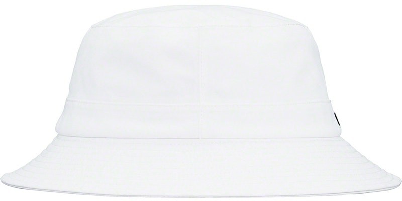 Supreme Gore-Tex 白色渔夫帽 Lookbook Supreme Gore-Tex 白色渔夫帽