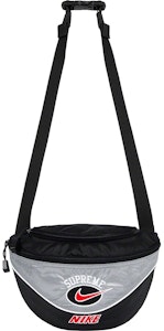 Supreme x Nike 银色斜挎包 Buy Supreme x Nike 银色斜挎包