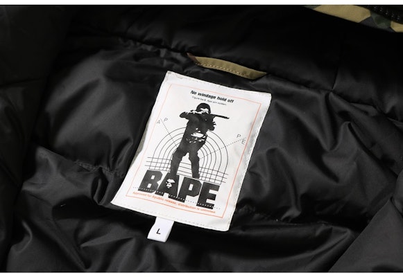 BAPE 1st Camo Fur Down Hoodie Jacket (FW18) Green Lookbook BAPE 1st Camo Fur Down Hoodie Jacket (FW18) Green