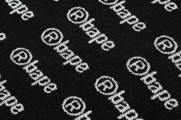 Order A BATHING APEロゴニットクルーネック (ブラック)
