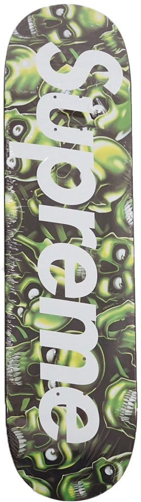supreme-skull-pile-skateboard
