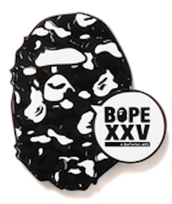 BAPE Store Dover Street Market Ginza XXV Ape Head Pintrill Pins White Buy BAPE Store Dover Street Market Ginza XXV Ape Head Pintrill Pins White