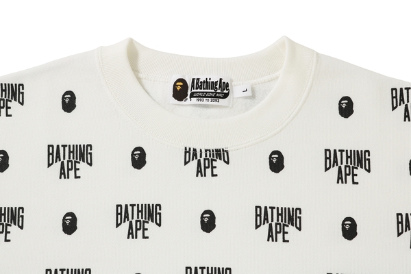 BAPE Monogram Crewneck White 圖 2