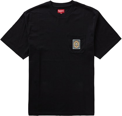 Supreme Camiseta Negra Crest Label con Bolsillo Buy Supreme Camiseta Negra Crest Label con Bolsillo