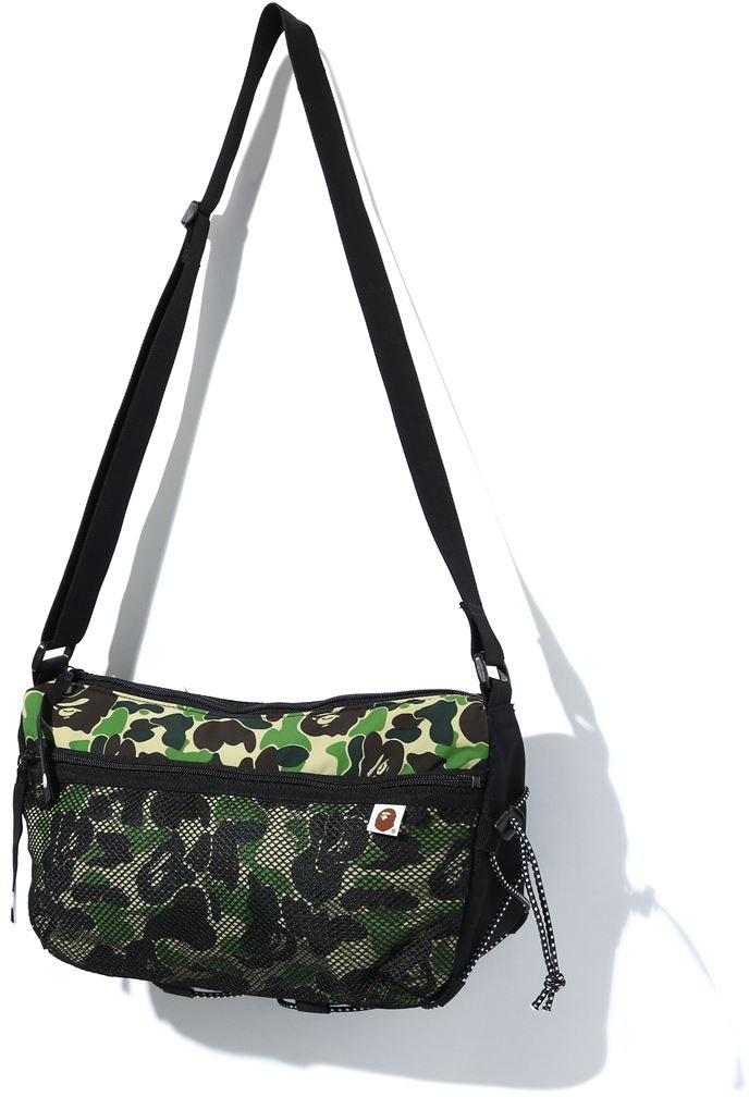 bape-abc-camo-bungee-cord-shoulder-bag-green