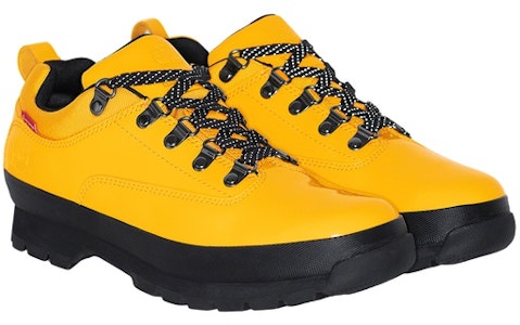 Supreme x Timberland Kulit Patent Euro Hiker Low 'Kuning' Purchase Supreme x Timberland Kulit Patent Euro Hiker Low 'Kuning'