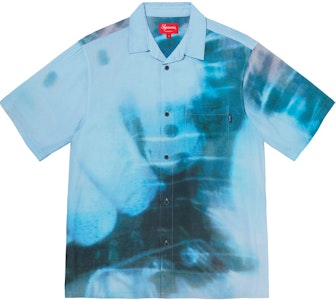 Supreme×マイブラ レーヨンシャツ(蒼)
Buy Supreme×マイブラ レーヨンシャツ(蒼)