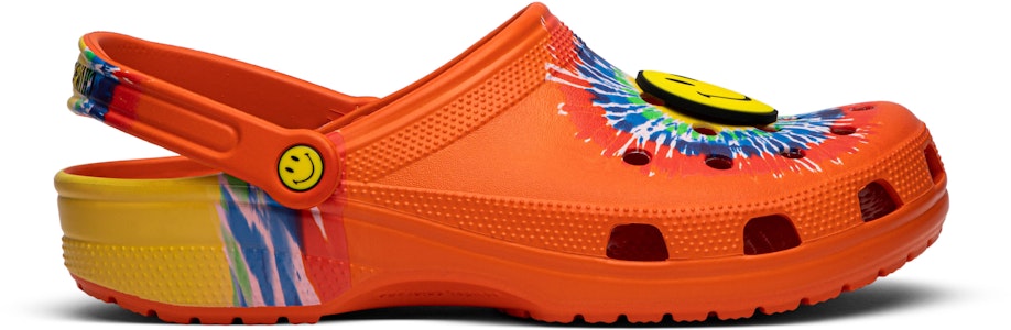 Chinatown Market x Crocs Clog 'Tie Dye Smiley' Warna Ceria 206538-99V Buy Chinatown Market x Crocs Clog 'Tie Dye Smiley' Warna Ceria 206538-99V