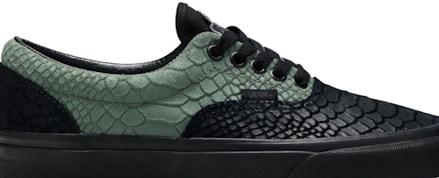 Harry Potter x Vans Era 'Slytherin' Hijau VN0A4BV4VXQ Order Harry Potter x Vans Era 'Slytherin' Hijau VN0A4BV4VXQ