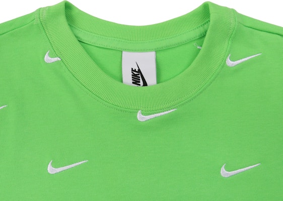 Nike All Over Swoosh Logo Cropped T-Shirt Green Nebula Lookbook Nike All Over Swoosh Logo Cropped T-Shirt Green Nebula