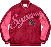 Chaqueta Varsity Roja Supreme Contrast Script. Buy Chaqueta Varsity Roja Supreme Contrast Script.